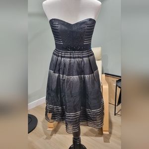 BCBG MAXAZRIA strapless dress